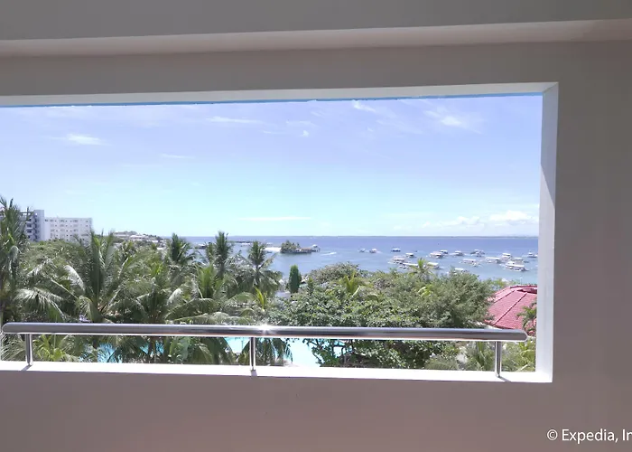 Egi & 2* Lapu-Lapu City